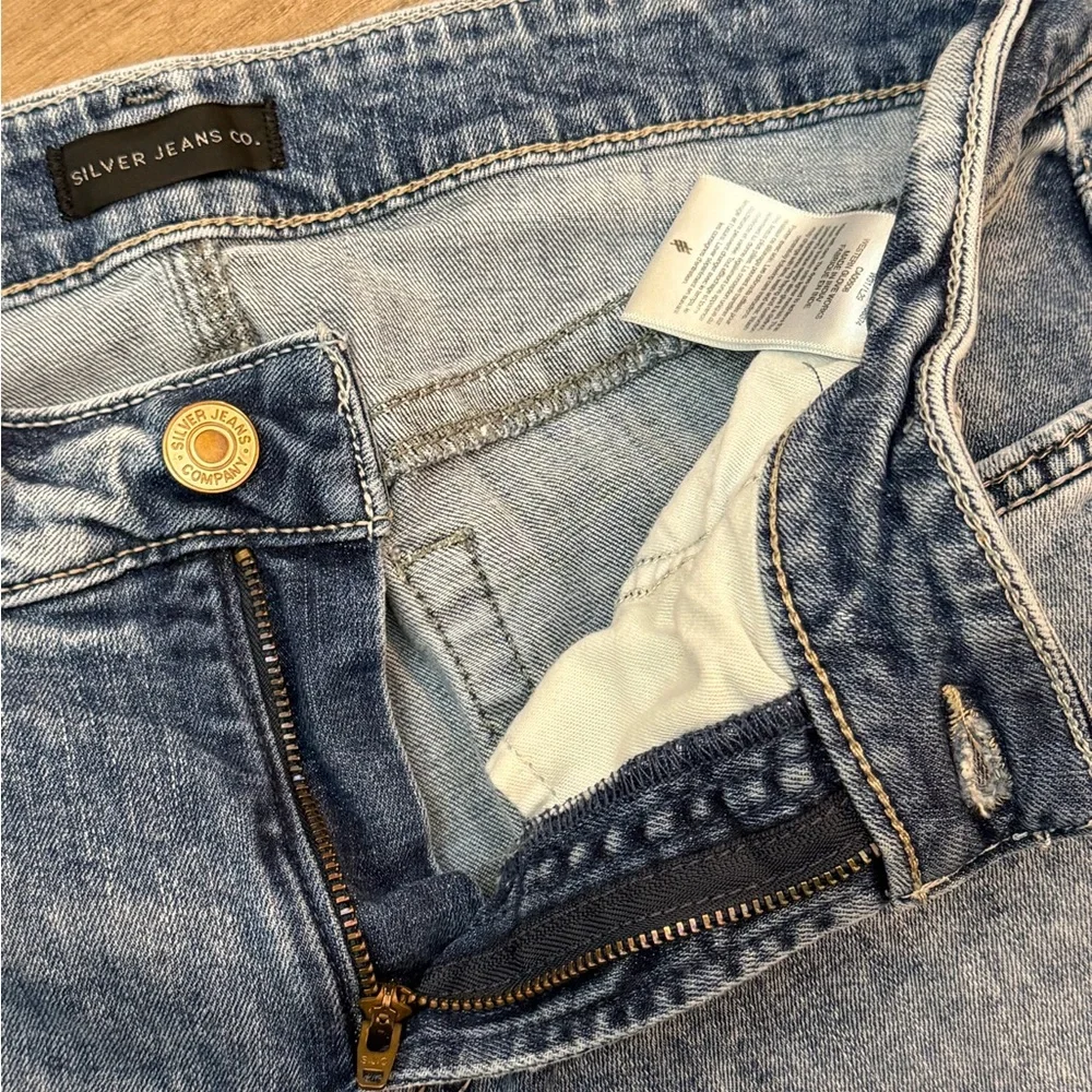 Silver Jeans Boyfriend Women 31 Light Blue Denim Jean Vintage Acid Wash Inspired